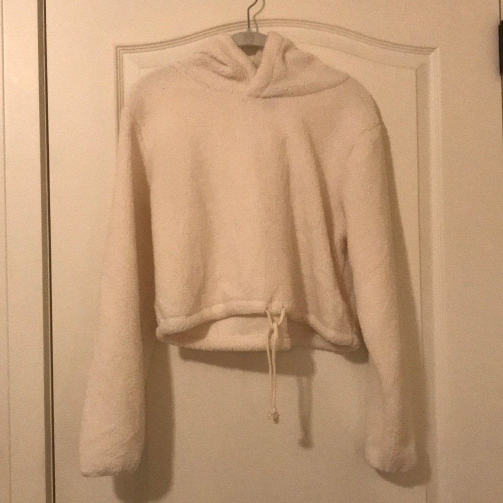 Wild Fable White Fleece Cropped Sweatshirt